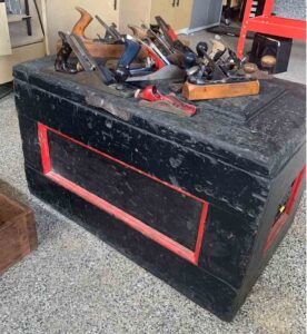 restoring a 100 year old tool chest restoration hand tools